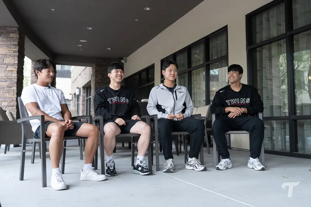 LG Twins kết nối với fan qua “World Cup tình huống”