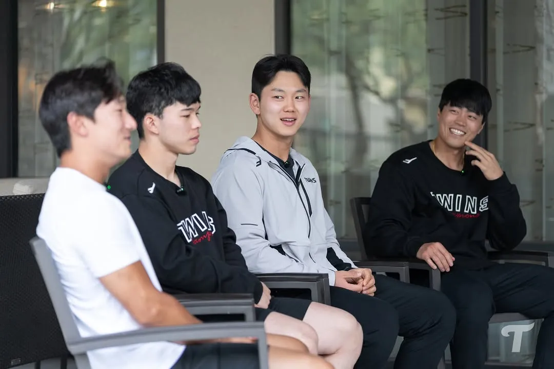 LG Twins, bóng chày, Instagram