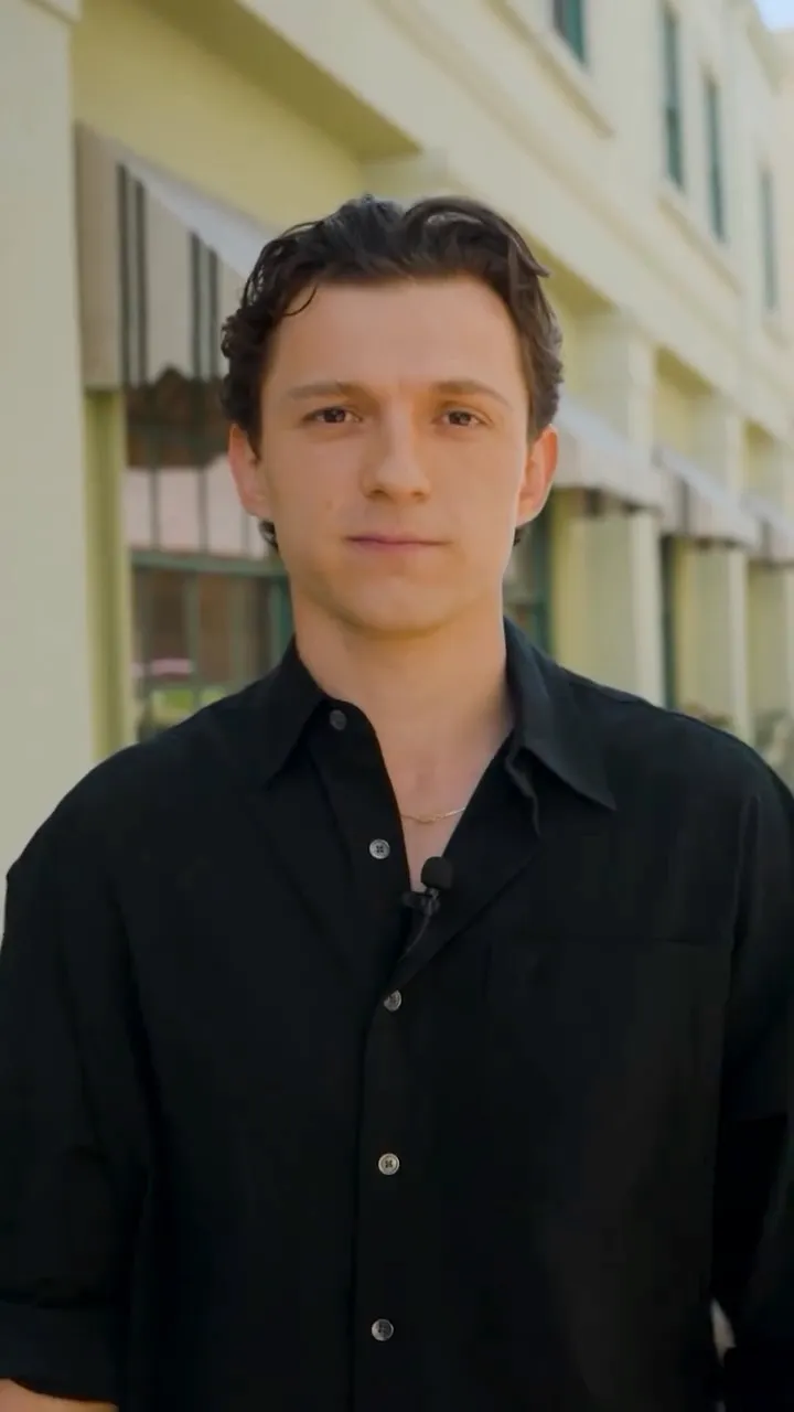 톰 홀랜드, 스파이더맨 트레일러 공개