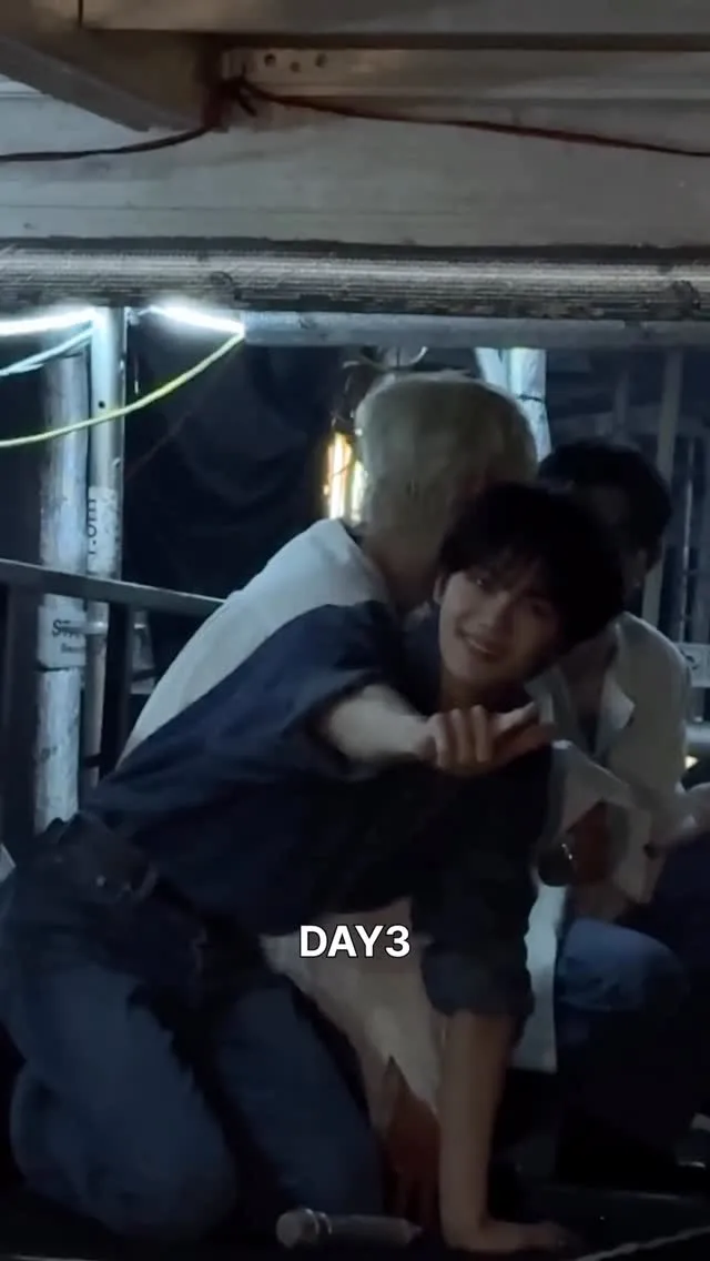 ZEROBASEONE hé lộ khoảnh khắc hậu trường bên người hâm mộ