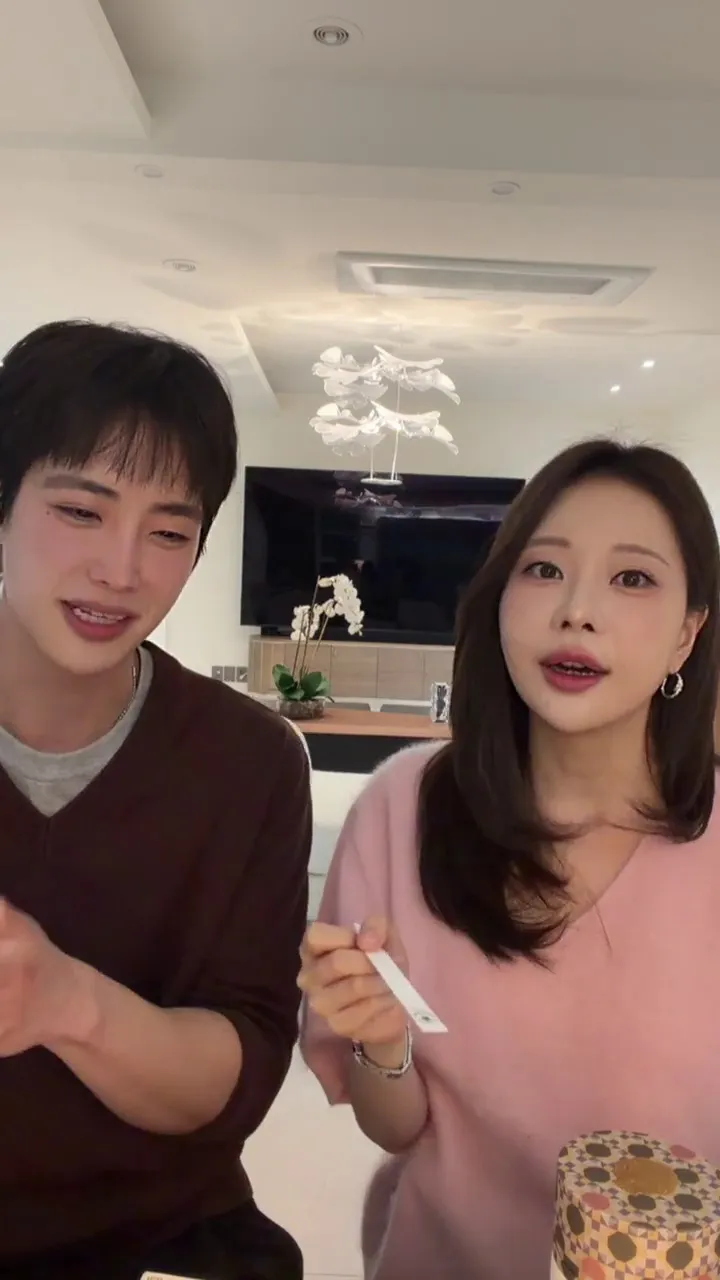 อาโอรี, อินฟลูเอนเซอร์, แนะนำกลิ่นหอม