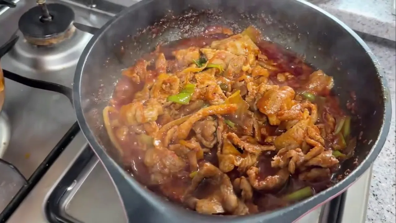 김하영, 배우, 인스타그램, 냉이된장찌개, 제육볶음