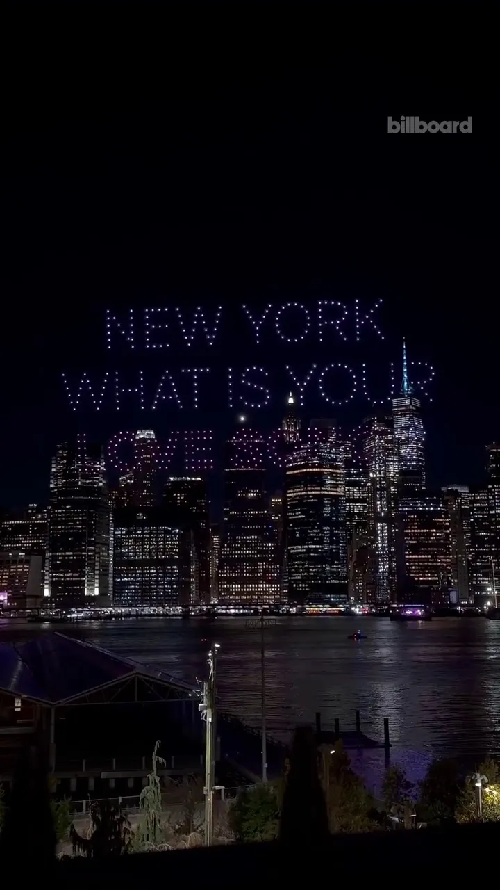 Billboard Korea, BTS, show de drones