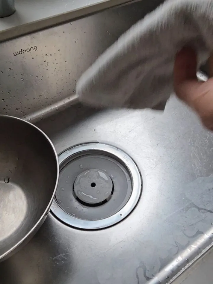 Choi Dong-seok nhấn mạnh khả năng làm sạch, chia sẻ sự sạch sẽ đời thường