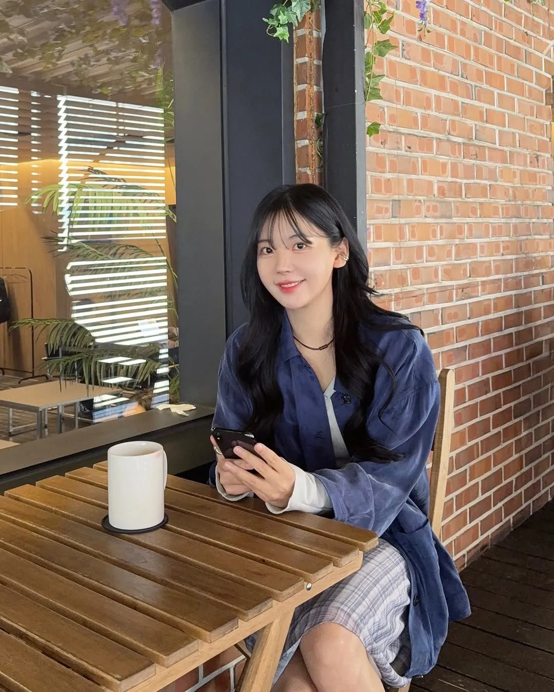 Raina, Penyanyi, Instagram