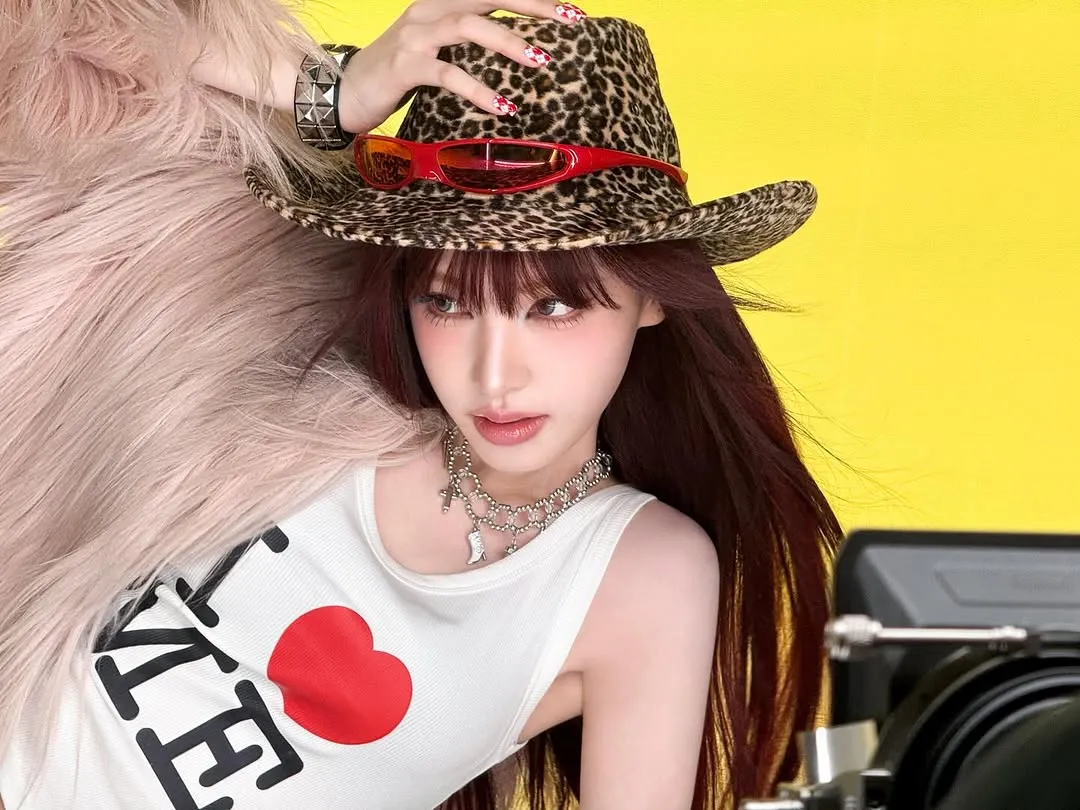 IVE, idol, atualização no Instagram, moda, visual