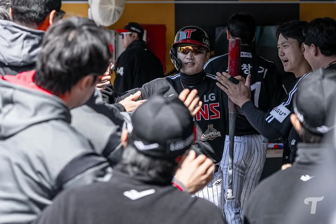 LG Twins, pré-temporada, vitória