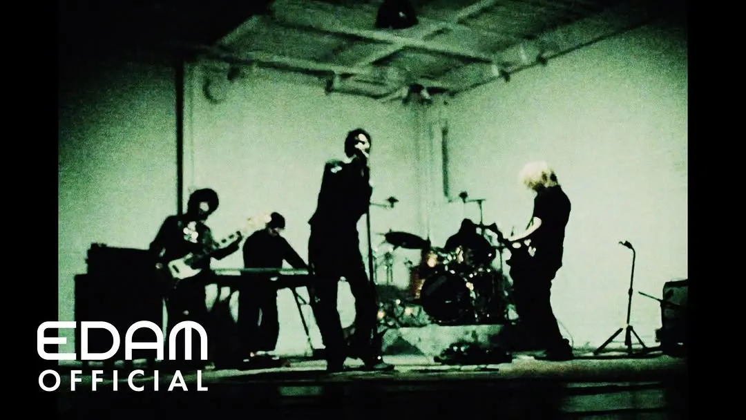 วูดซ์ปล่อย MV จากอัลบั้มเต็มชุดแรก