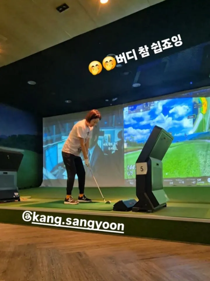 Kim Ji-hye, sành điệu, golf