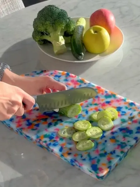 Lee Ji-hye’s Bright Charm: Chic Kitchen Pick Triggers Fan Guessing Game