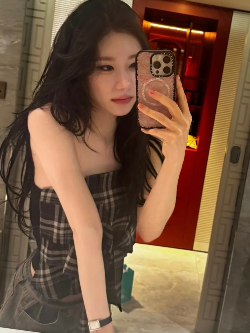 ITZY, Chaeryeong, Instagram, ảnh, cập nhật