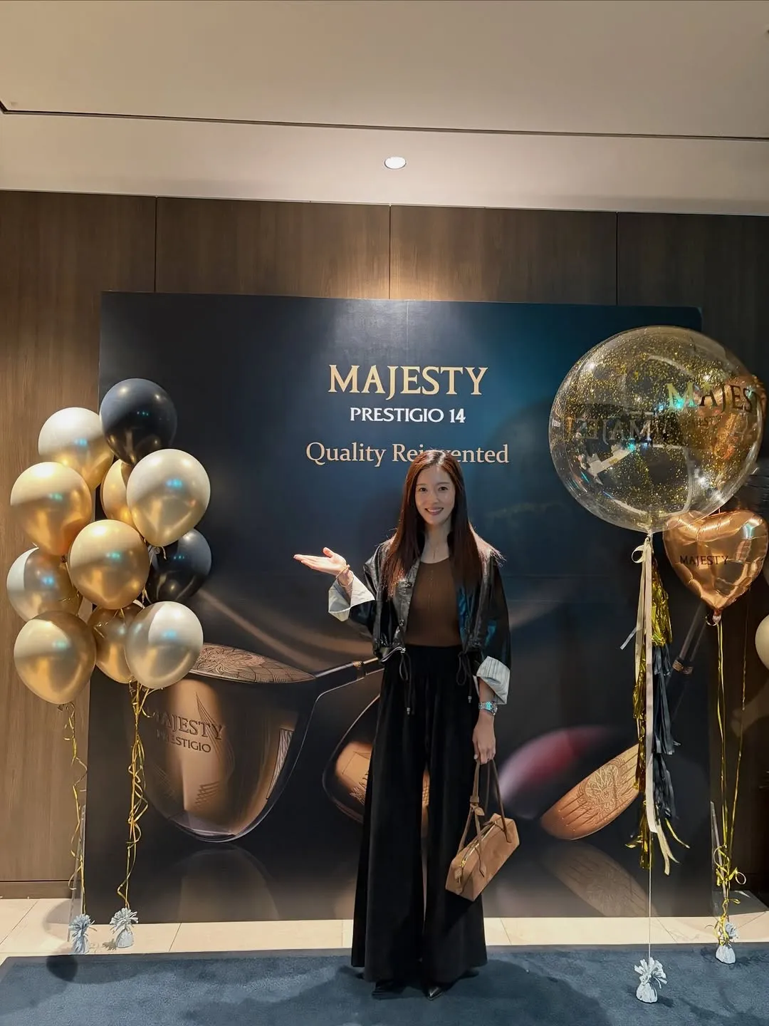 Shocking Barefoot Test: Wang Bit-na Tries Majesty Prestigio’s 14th-Generation Golf Model