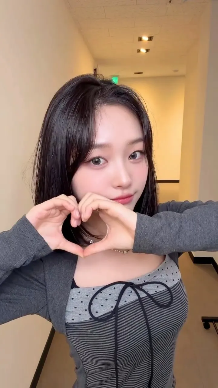 "넌 내가 지킨다" 라잇썸, 귀여운 인증샷