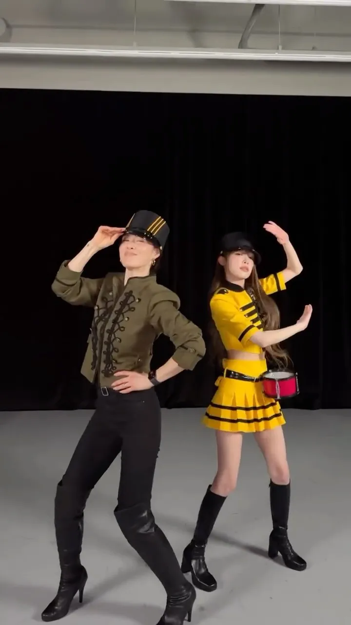 Choi Yena tự tin cập nhật Instagram với trống