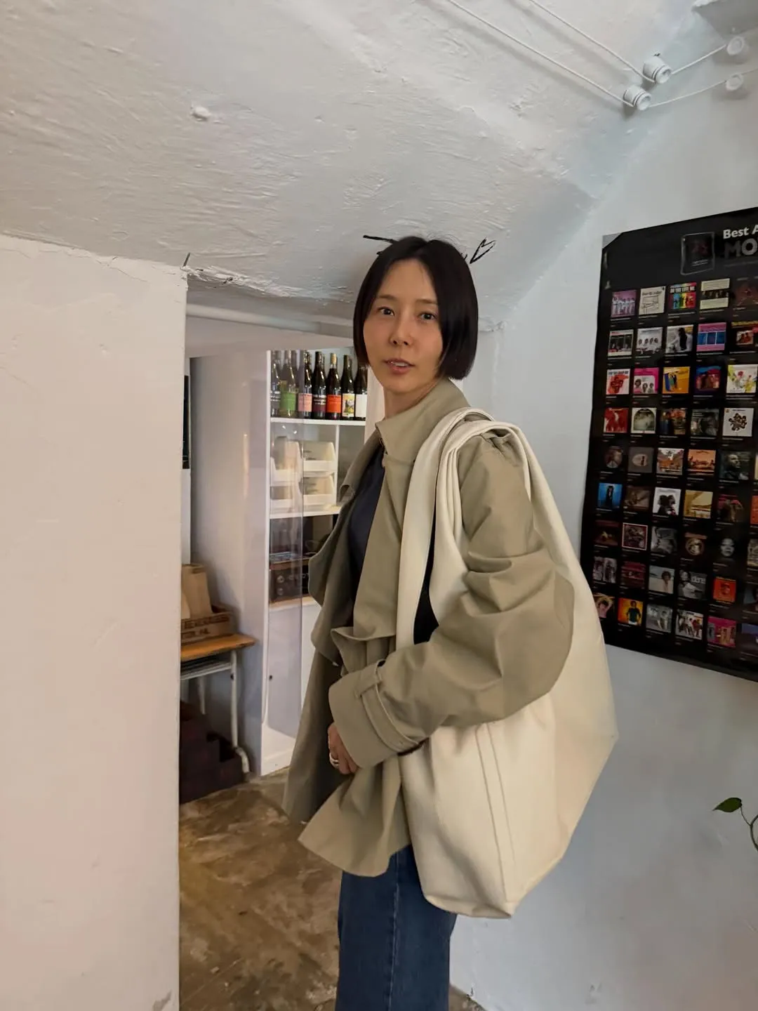 คิม นายองกับเสน่ห์แบบอินเทลเลกชวล ในวันสบายๆ ที่อีฮวาดง