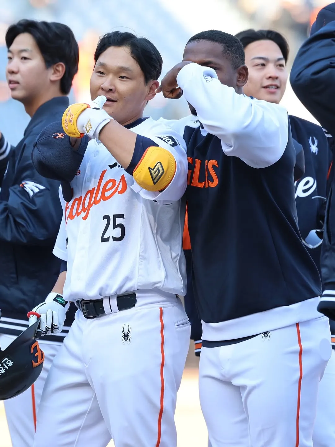 ‘Kim Taeyeon ganteng!’ Hanwha Eagles raih kemenangan pramusim ketiga