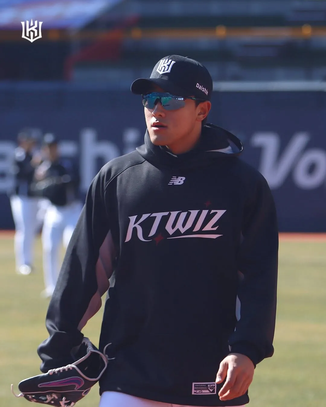 Ahn Hyun-min enciende los reflectores en el entrenamiento de KT Wiz