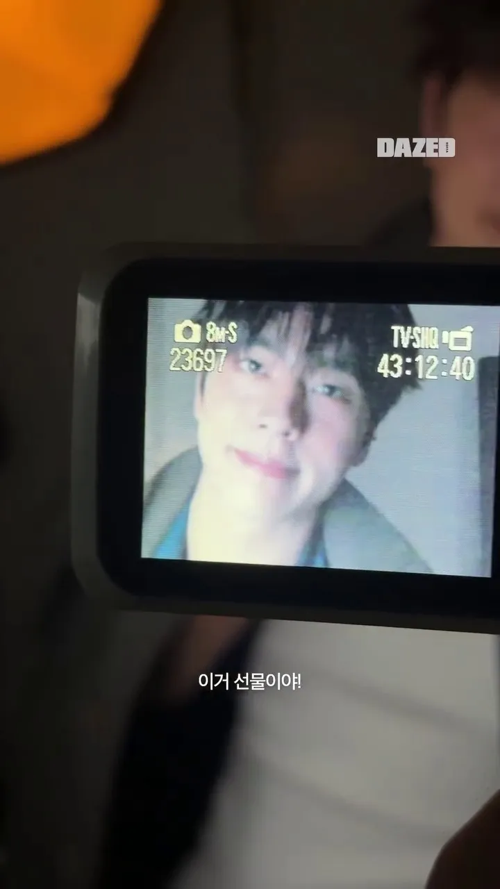 Jo Han-gyeol, Dazed, hậu trường