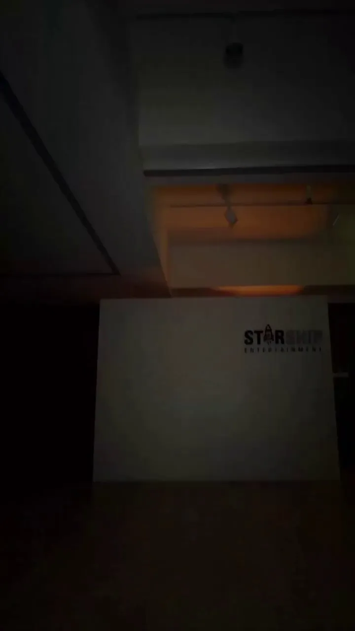 คิกิ ออฟฟิเชียล, การเต้น, ท่าเต้น, ทริกหมวกแก๊ป, อินสตาแกรม