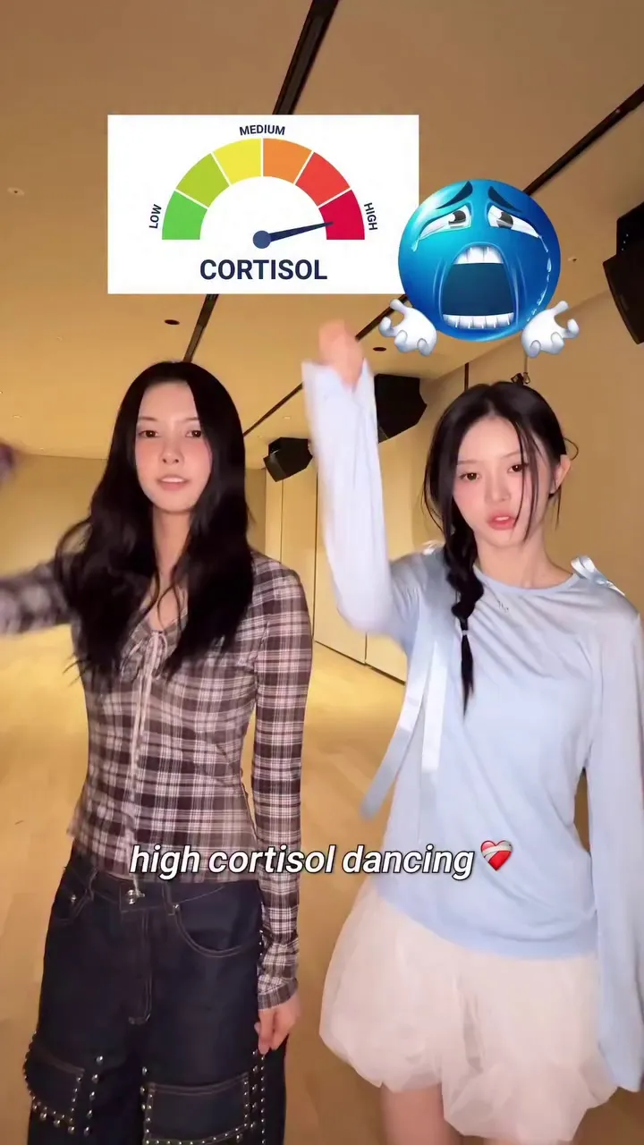 ILLIT, Dance, Instagram