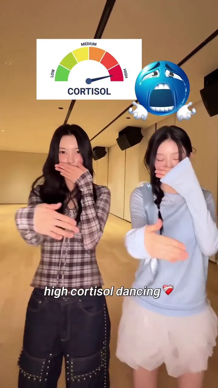 ILLIT, Dance, Instagram