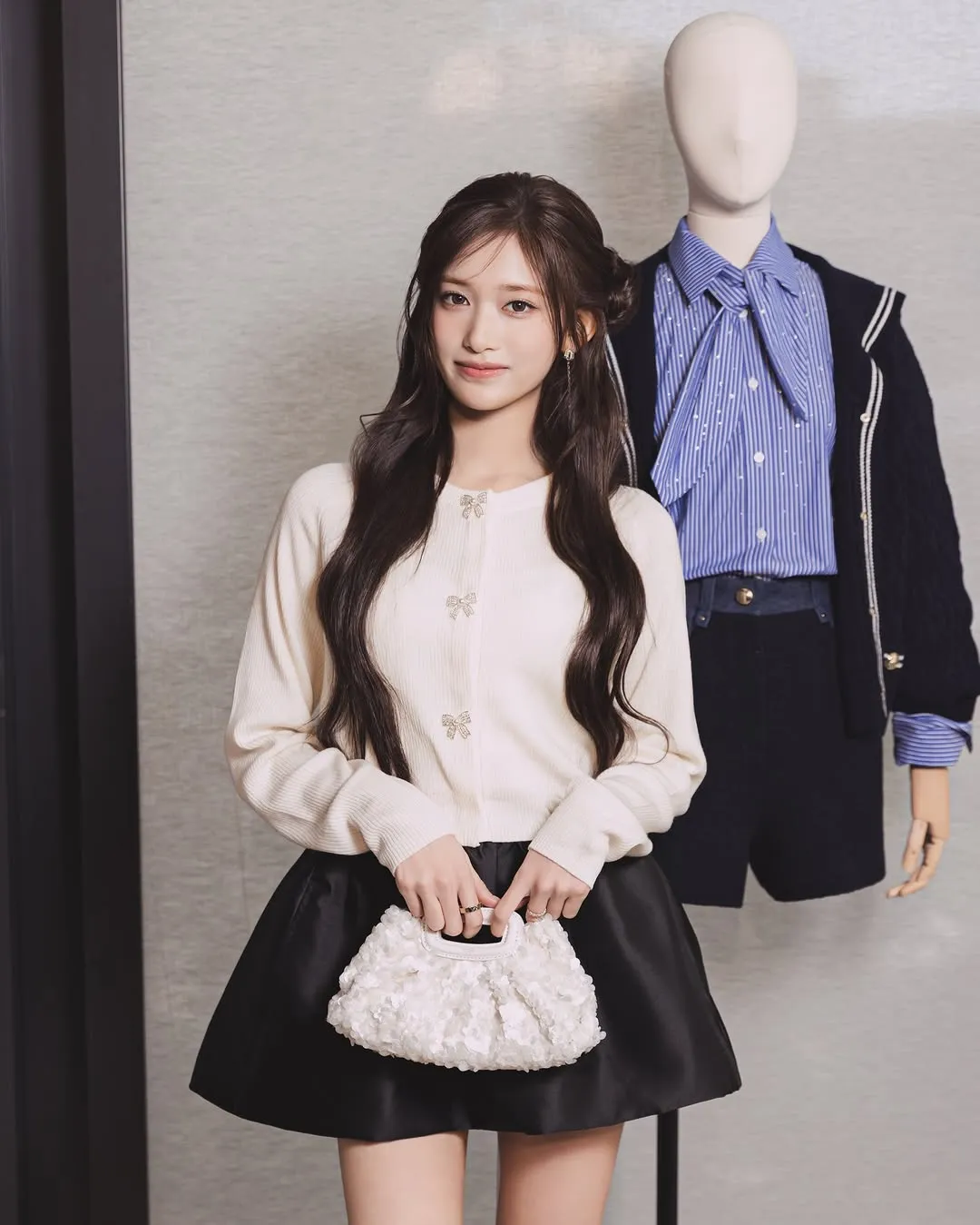 IVE, 李瑞, Instagram