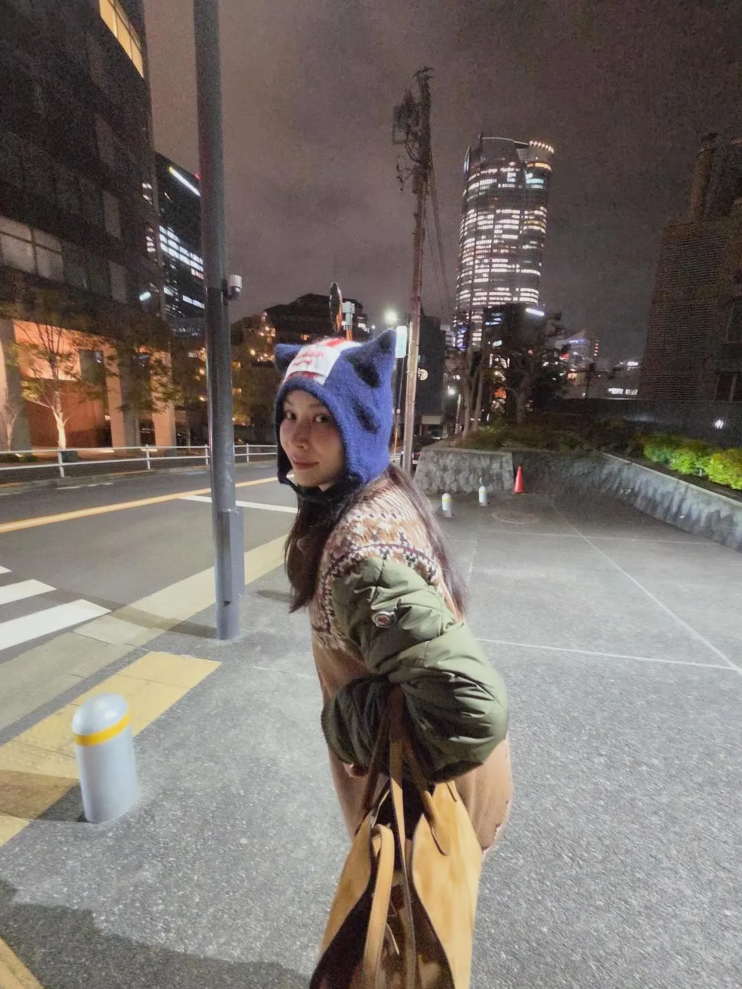 高小英在影子中散发别样魅力