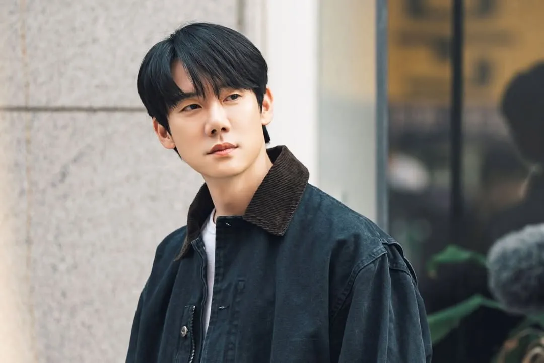 「準備就緒迎接鬼怪委託人」柳演錫展現帥氣律師魅力