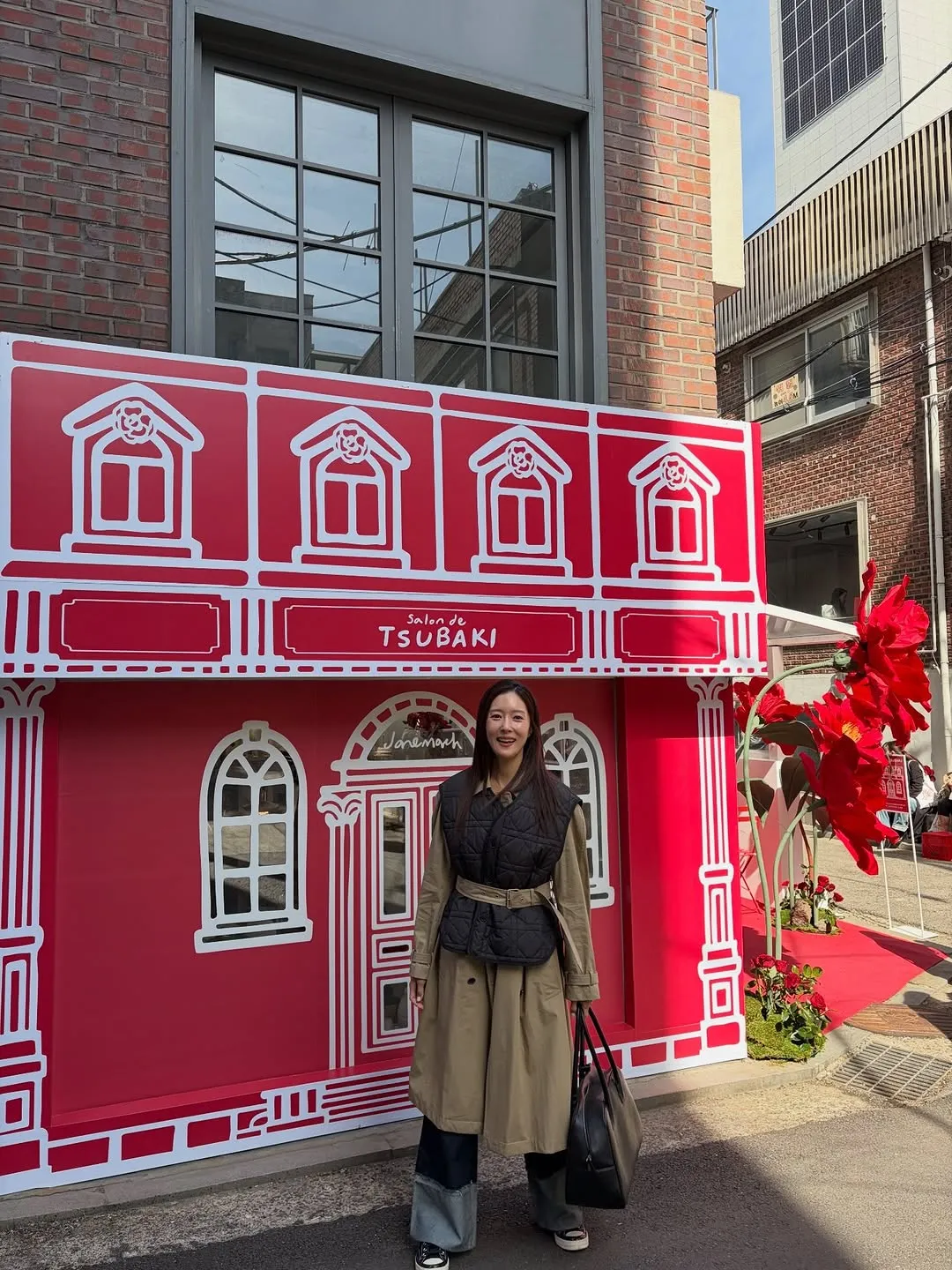 Wang Bit-na deslumbra en un encuentro de primavera con 'Red Camellia'