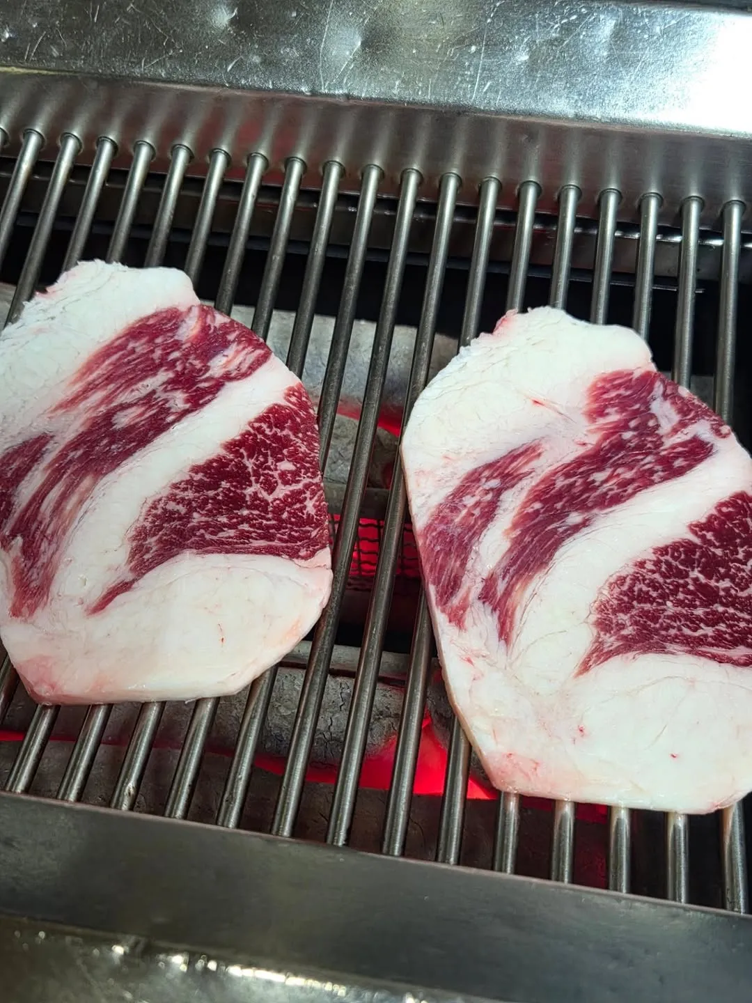 チェ・ドンソク, 韓牛, インスタグラム