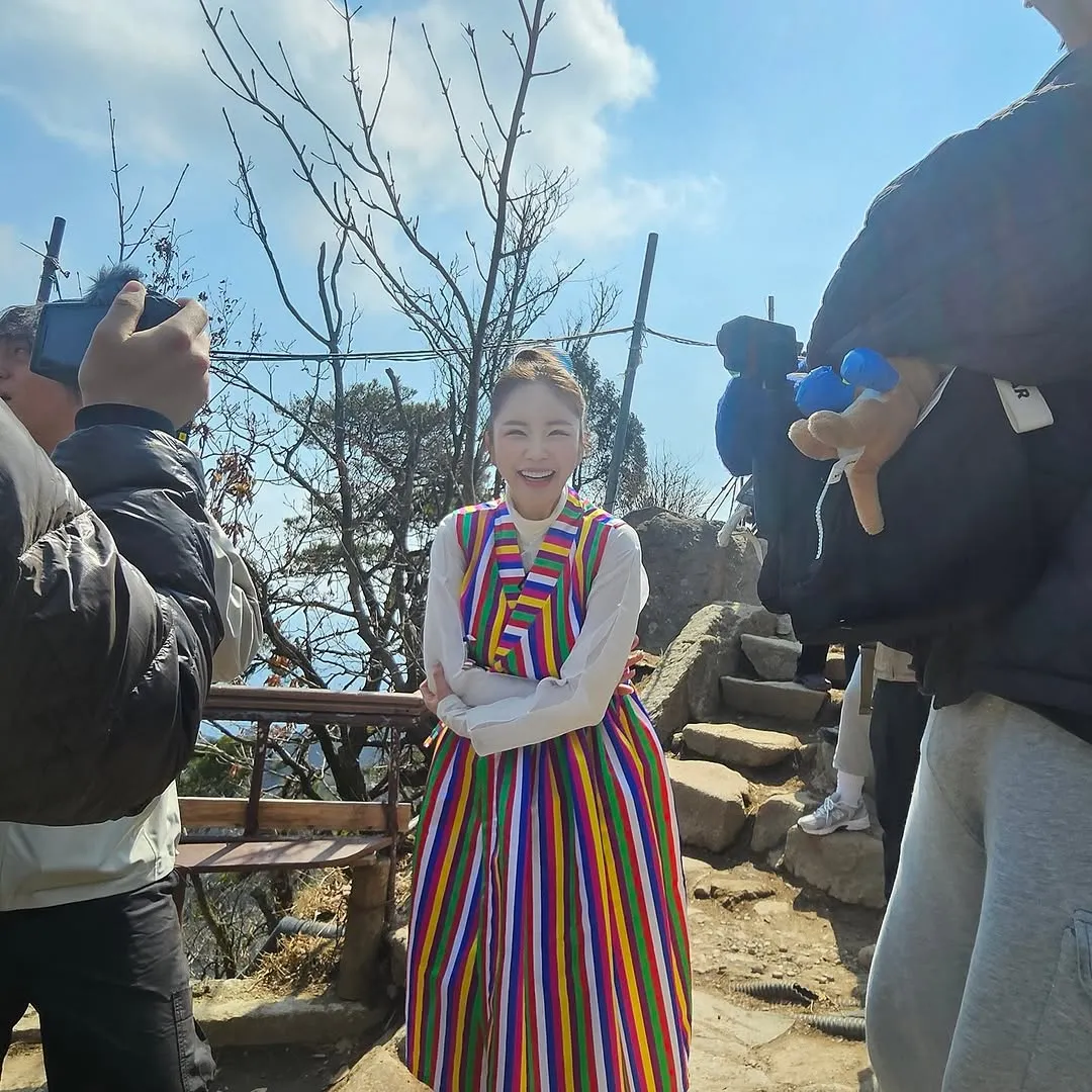 張英蘭, 藝人, 登山