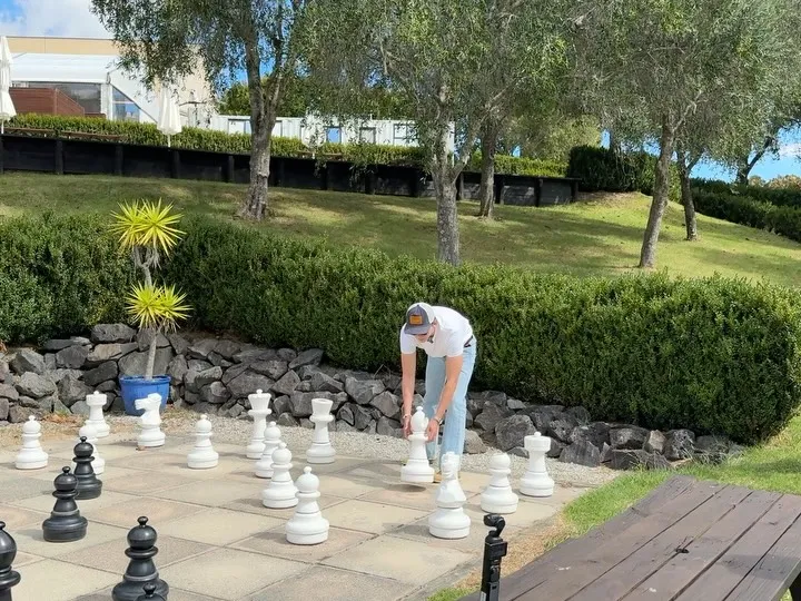 Lee Jung-shin Goes Viral For A Chill Game Of Chess At A Winery