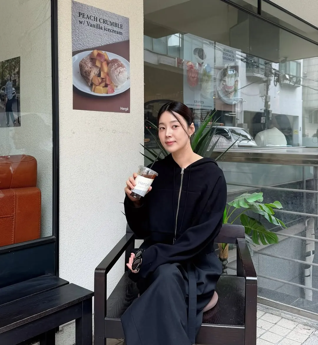 Han Ji-hye, atriz, lavagem de carro self-service