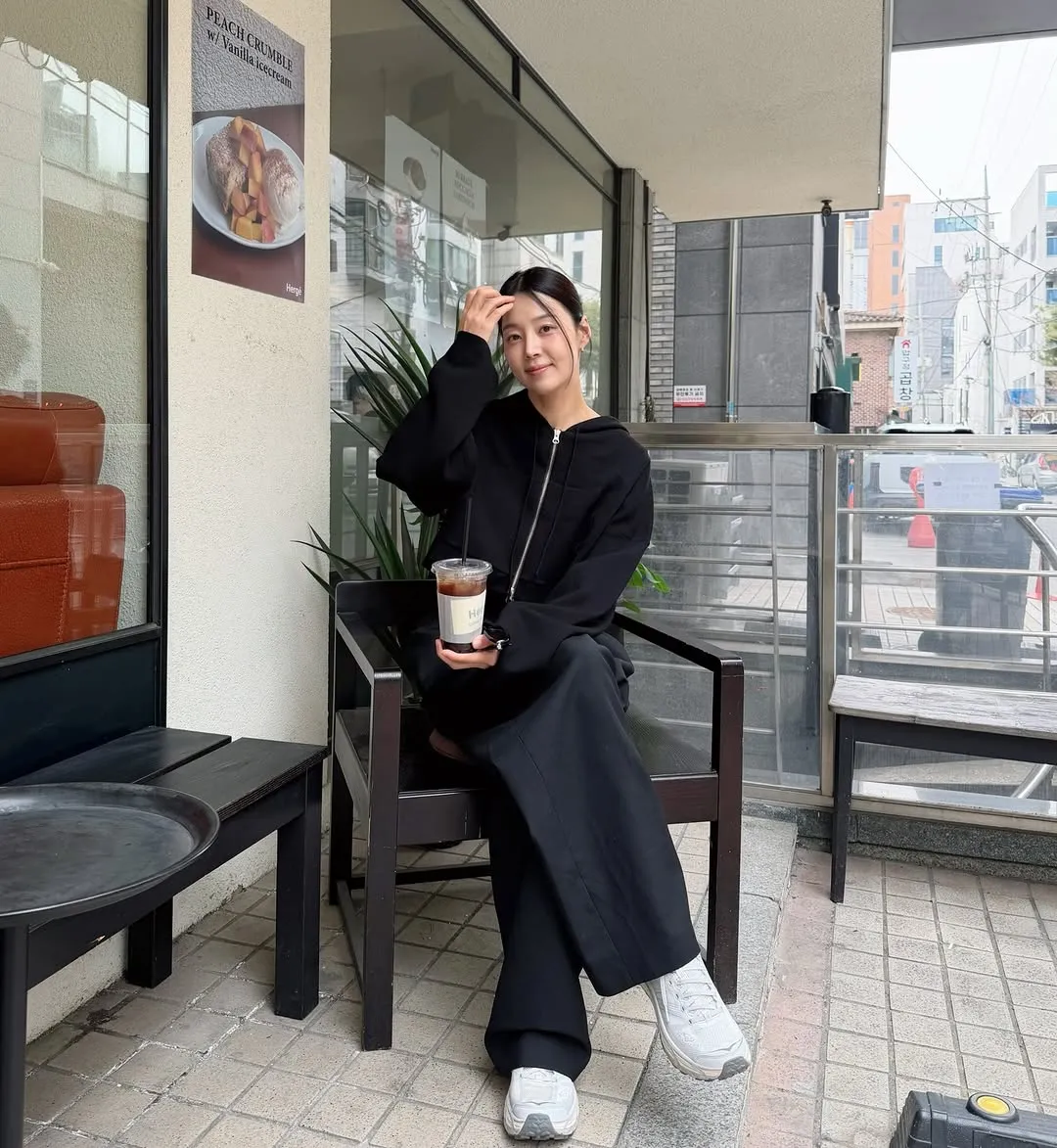 Han Ji-hye, atriz, lavagem de carro self-service