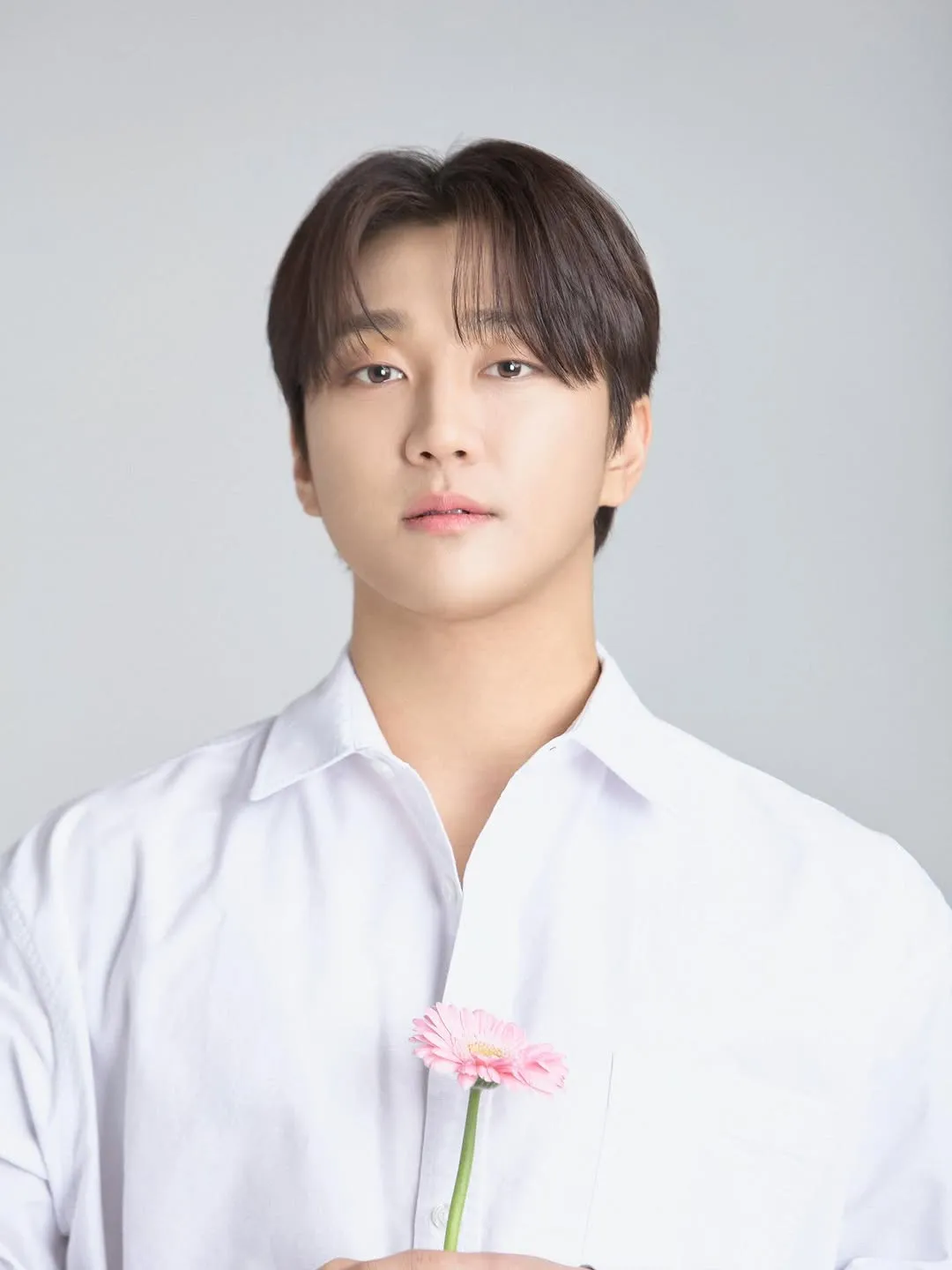 Hong Joochan, Golden Child, Instagram