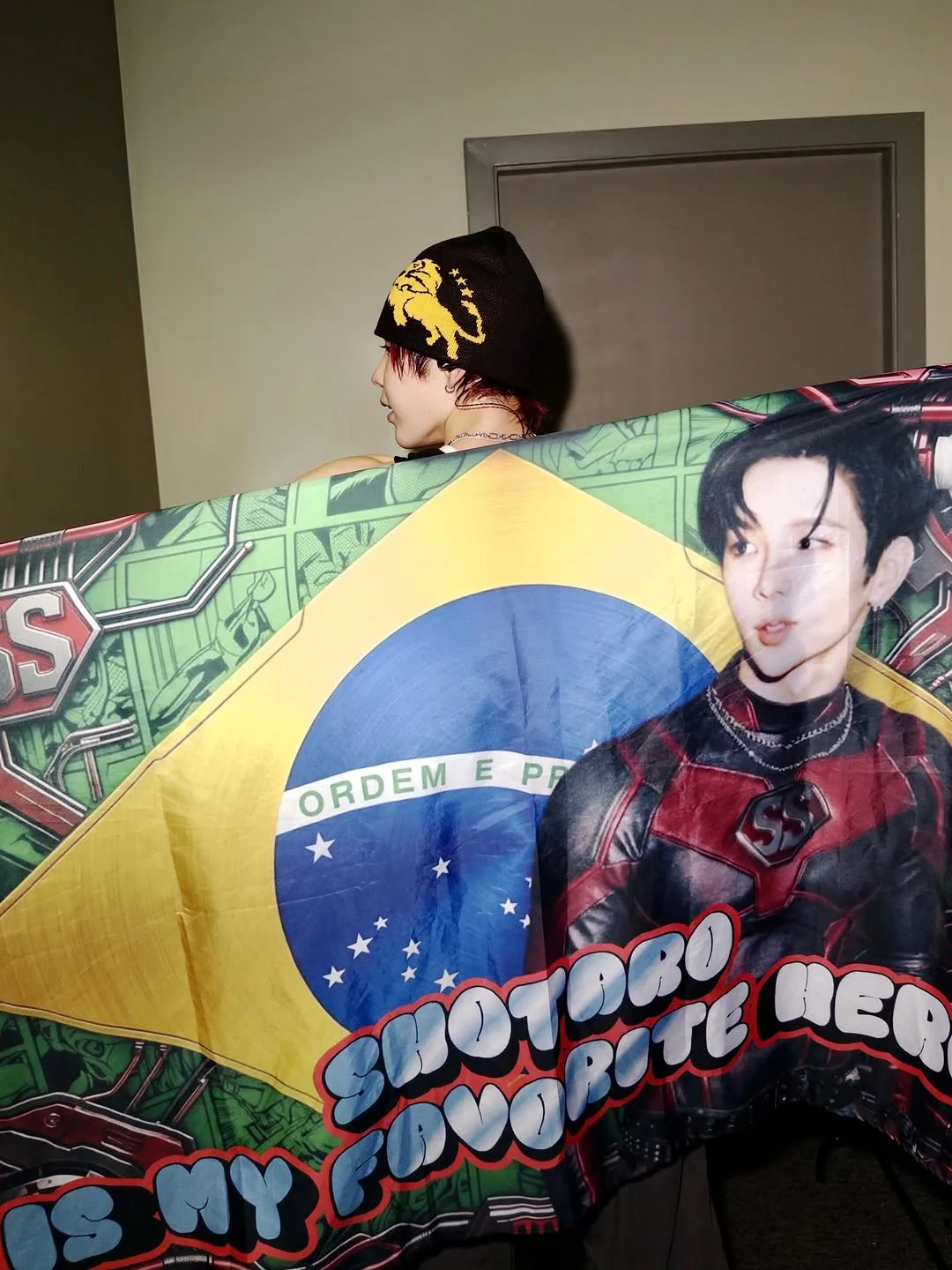 ライ즈, 歌手, ブラジル