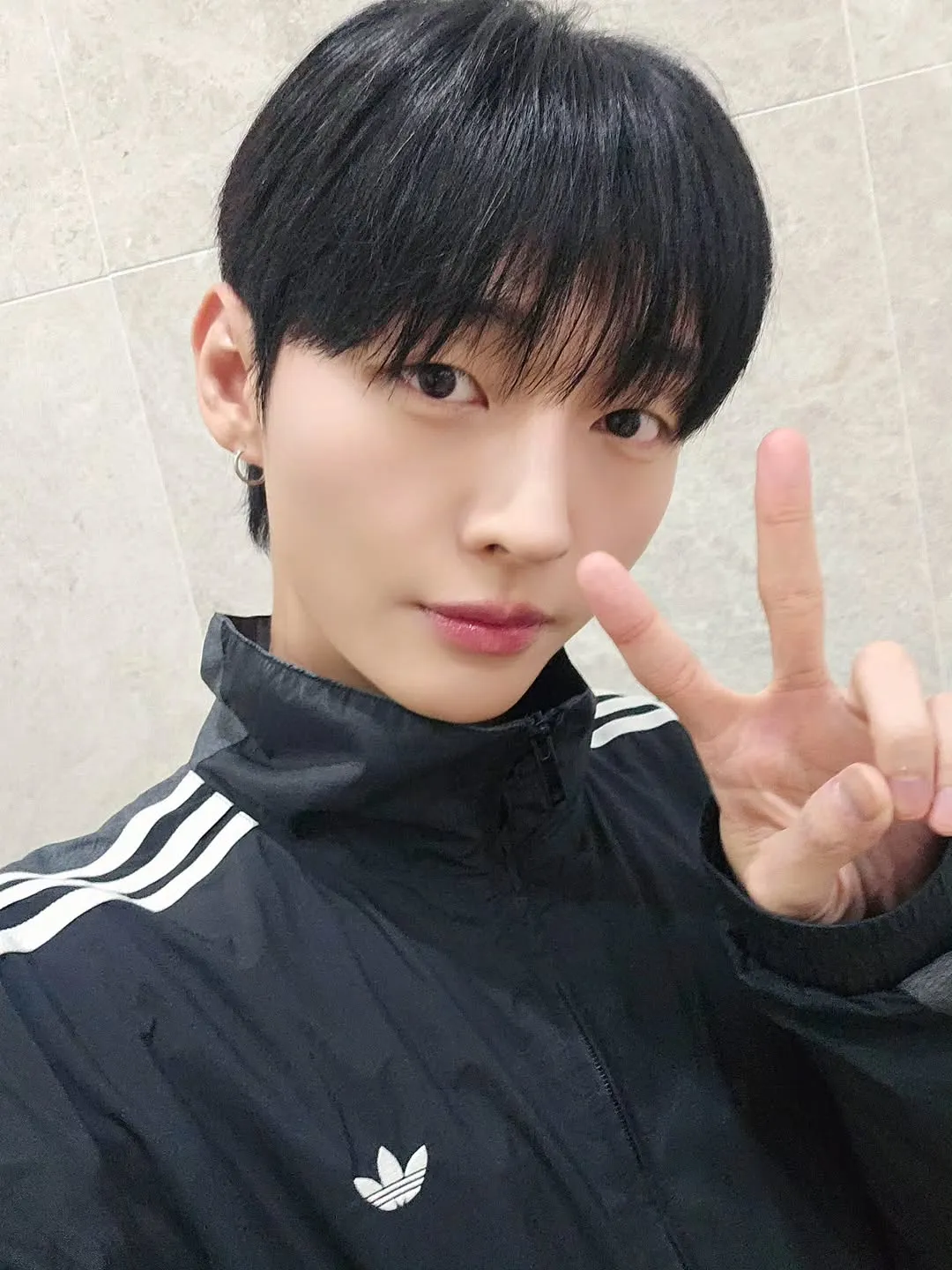 윤지성, 가수, 인스타그램, 업데이트, 봄