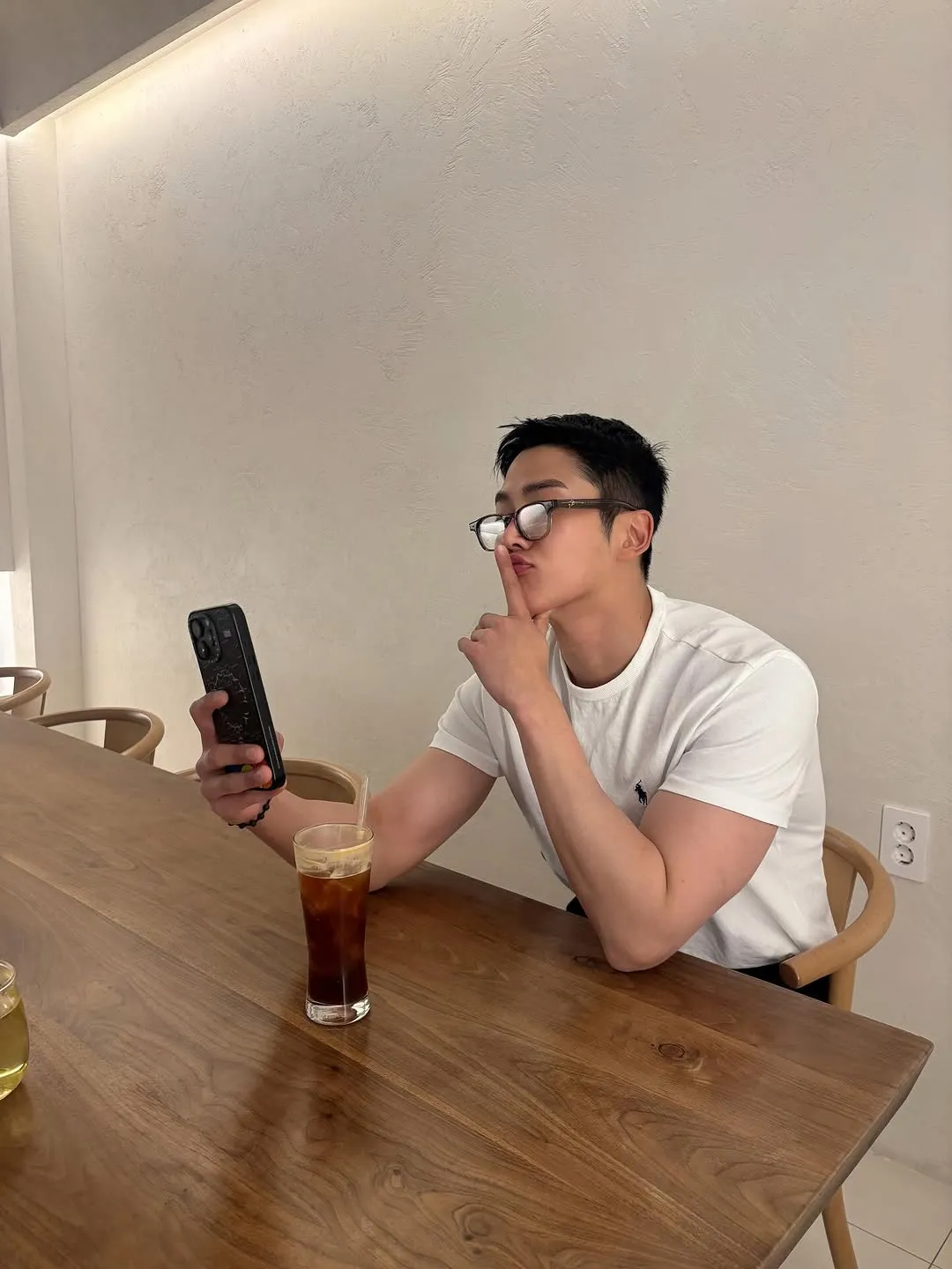 路云, 演员, 歌手, Instagram, SF9