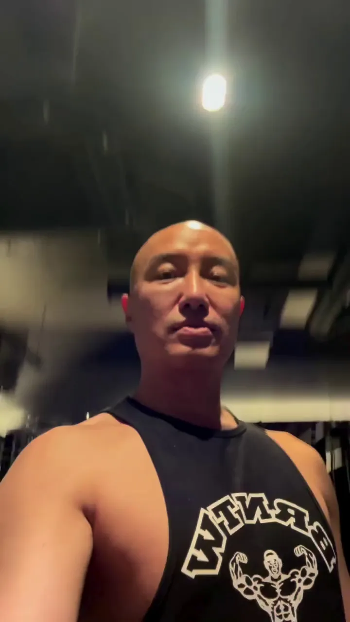 Hong Seok-cheon, Celebrity, Instagram