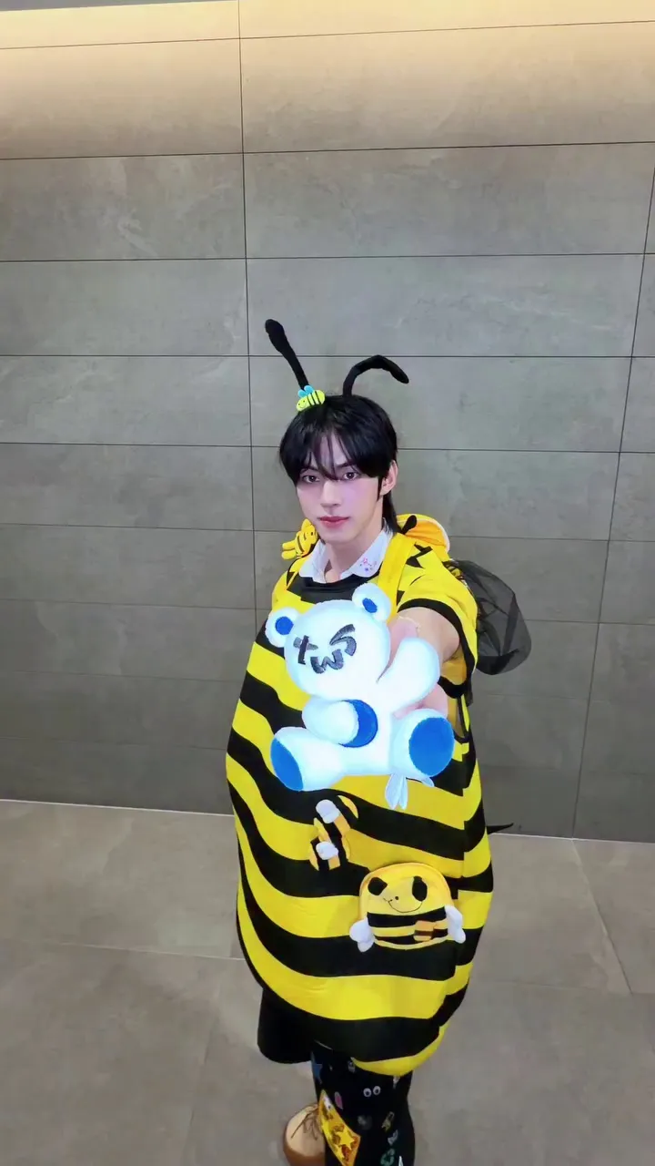 都勋, 图尔斯, 蜜蜂