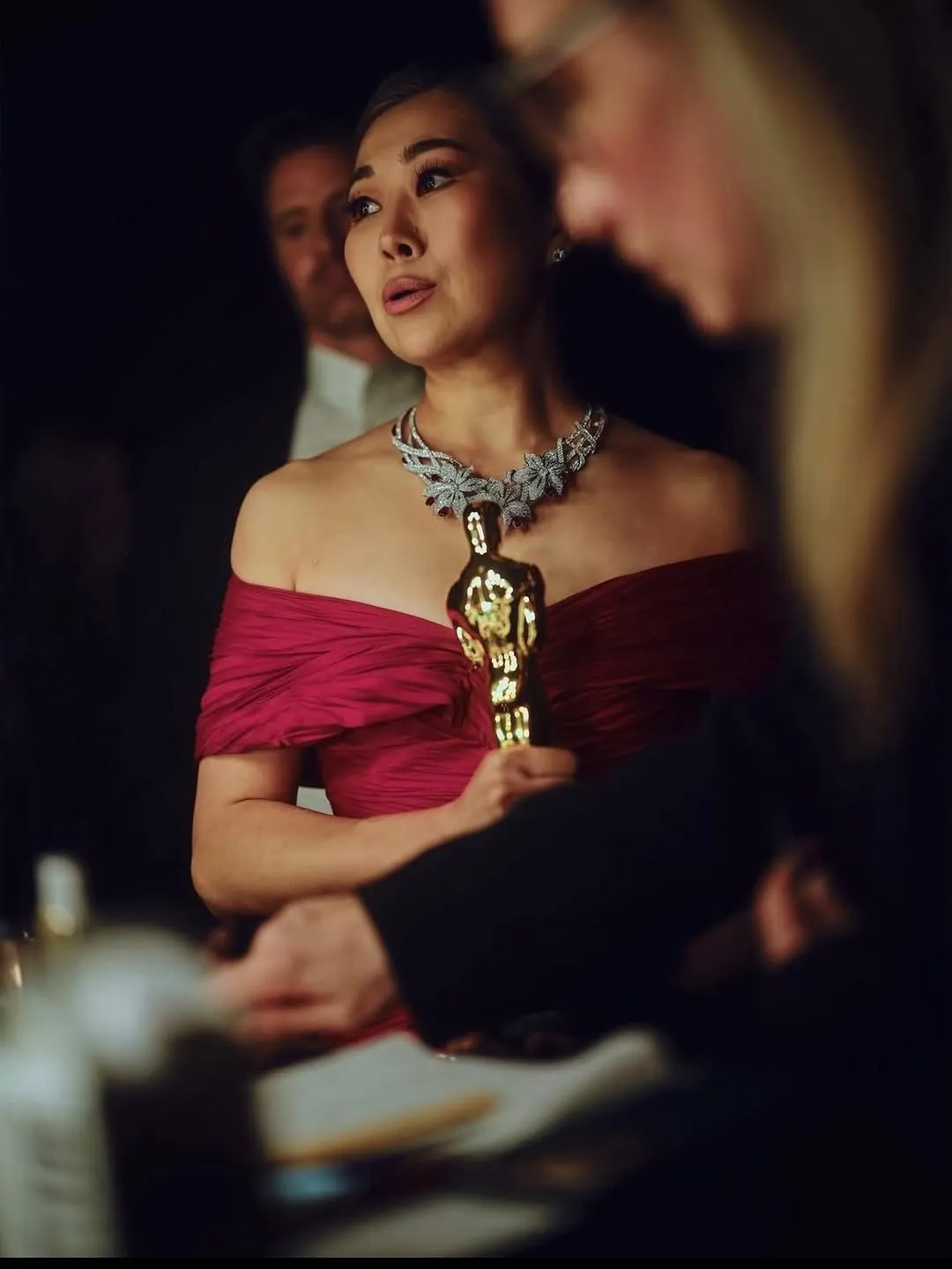 수상 후 차분함, 매기 강의 특별한 순간