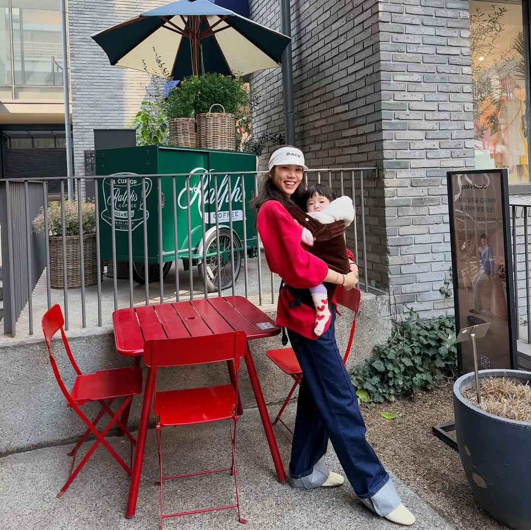 孫淡妃, 演員, 週末