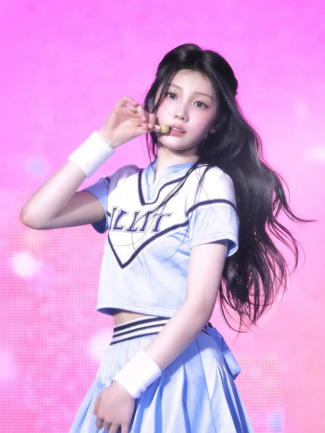 闪耀的ILLIT，公开全新面貌