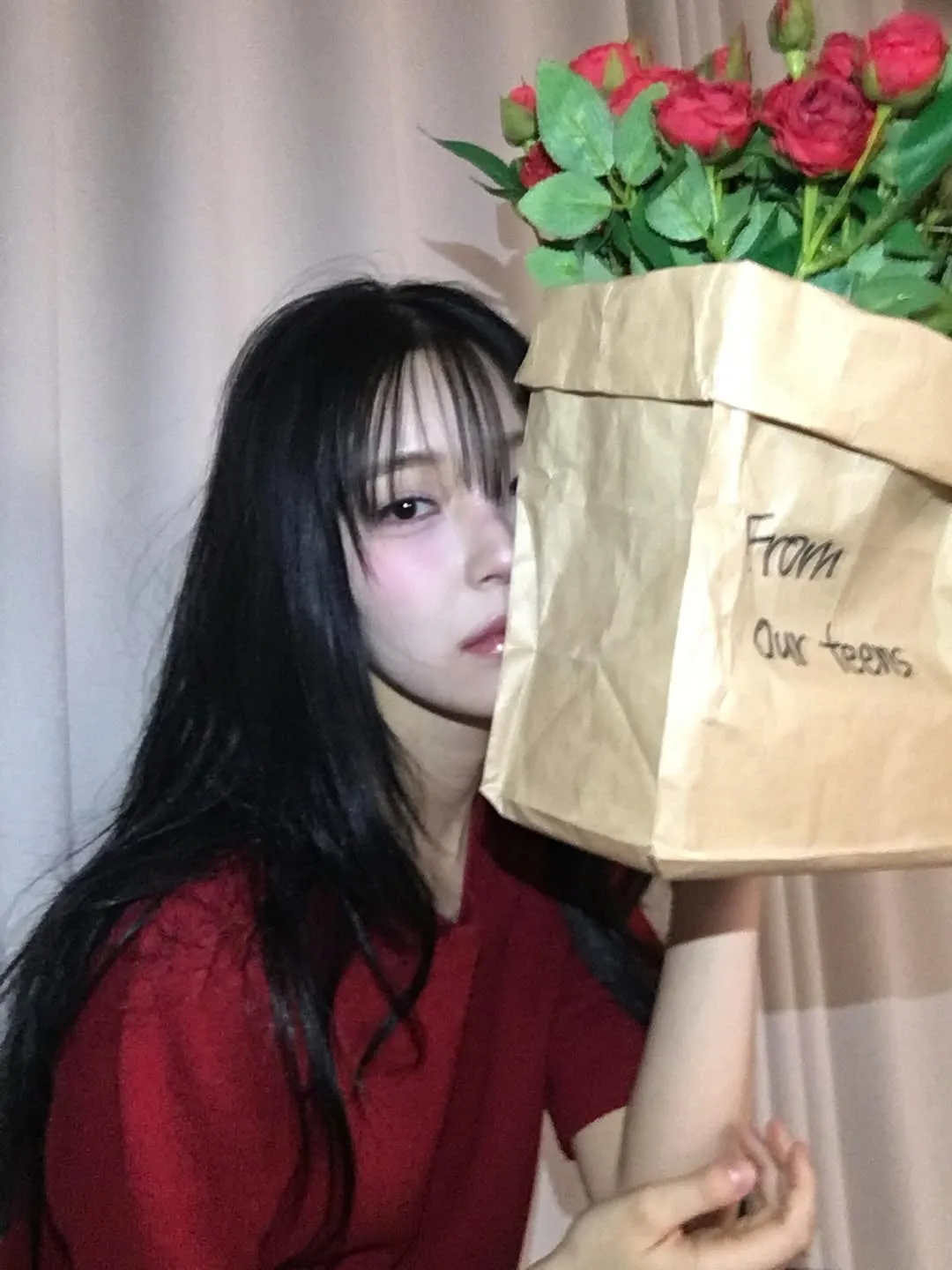 “简直是革命” 白知宪以花样美貌迷倒粉丝