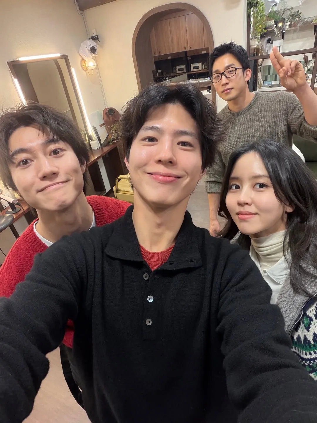 박보검, '좋은 친구'들과 함께한 따뜻한 일상