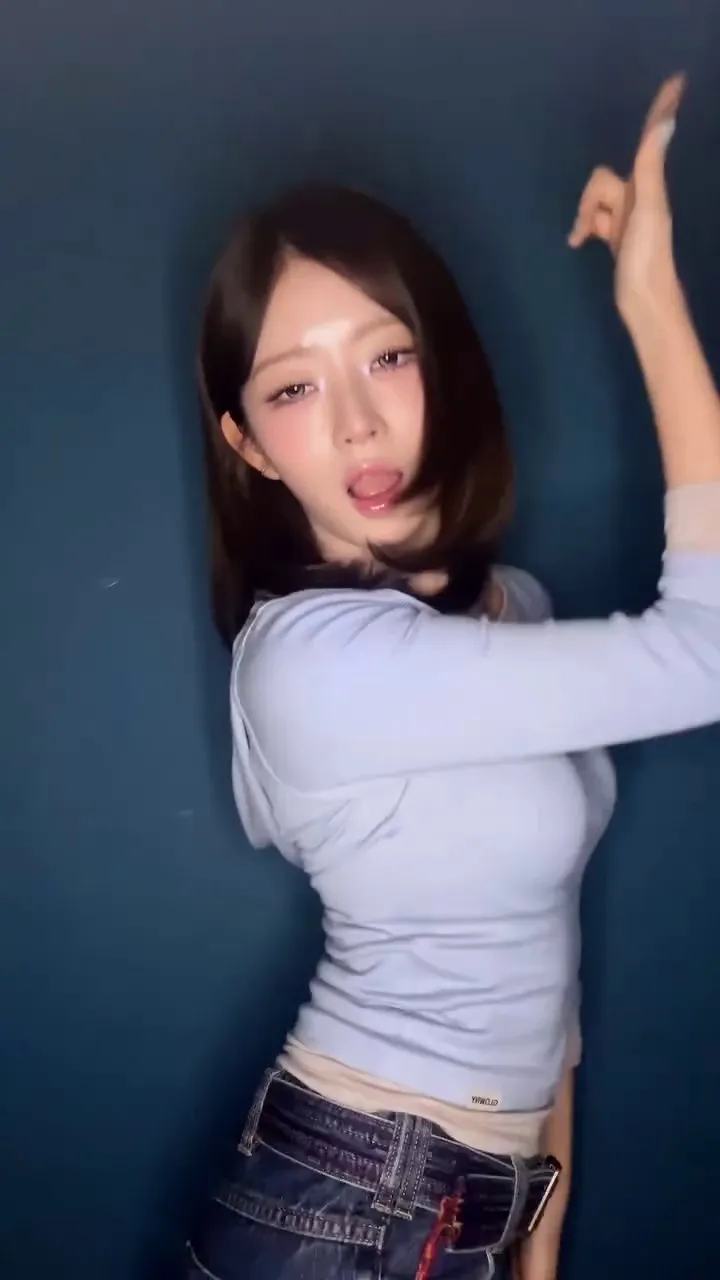 IVE, idol, cập nhật Instagram, Rei, phản ứng của fan