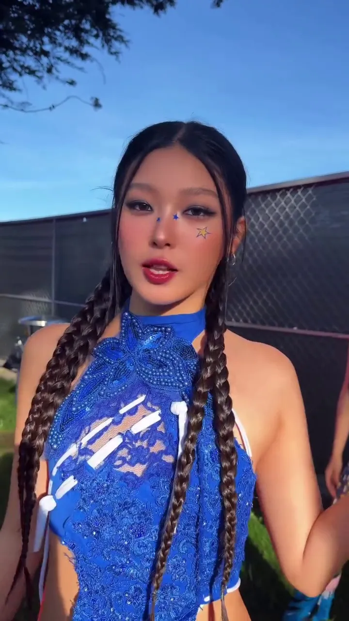 캣츠아이, 아이돌, 인스타그램