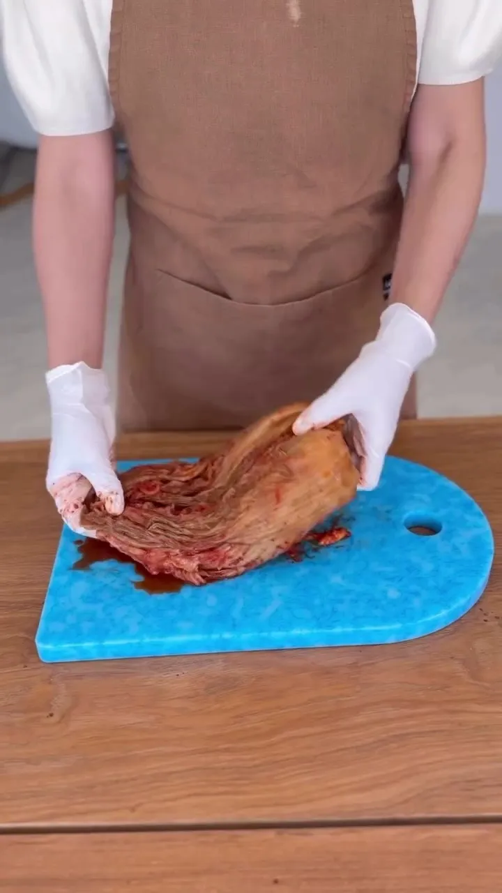 Lee Ji-hye, actriz, reseña de la tabla de cortar