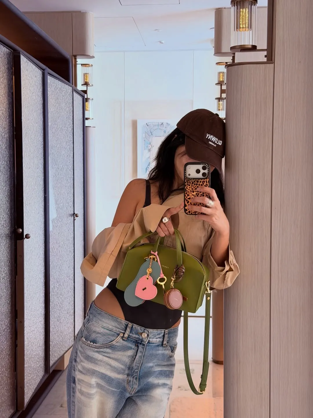 明媚的陳載瑛，公開春日合輯新品