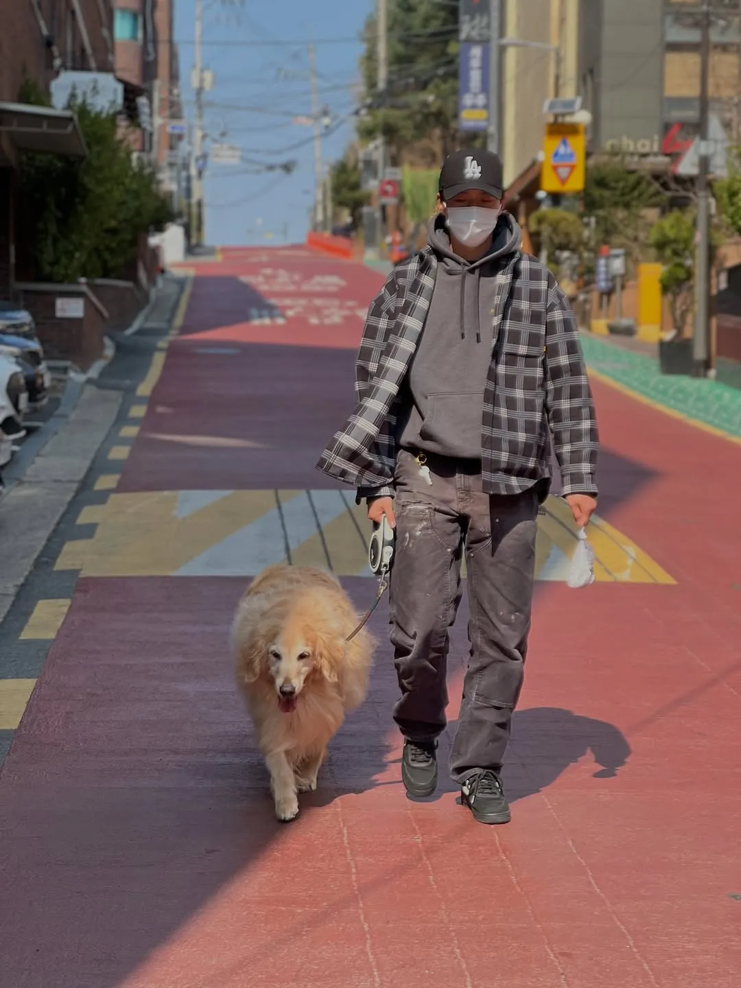 李正信, 演员, 散步